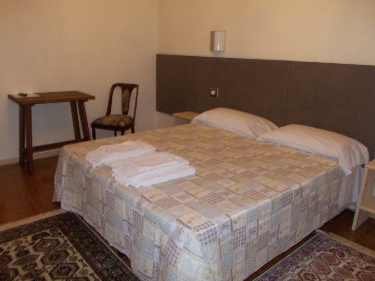 Romagnoli 36 Hotel Verona Buitenkant foto