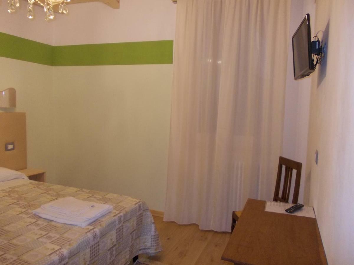 Romagnoli 36 Hotel Verona Buitenkant foto